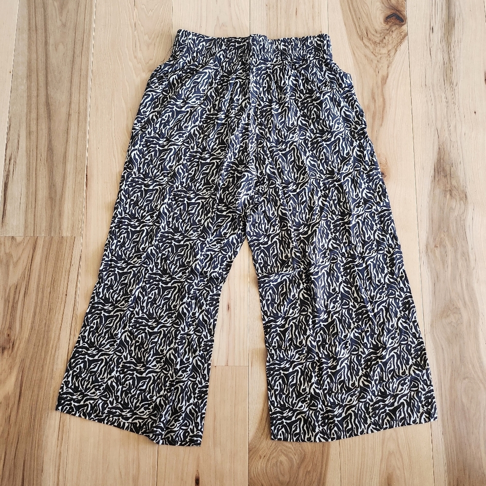 NWT H&M Crop Pull-On Pants Black Zebra Print - Picture 5 of 5